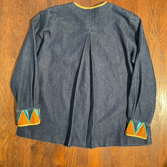 Bob Mackie Med Wearable Art Denim Shirt Inset/Cuffs Colorful Tribal Embroidery - Picture 16 of 16